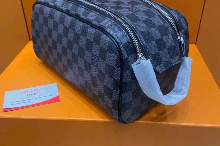 túi LV Dopp Kit Toilet Pouch N40127 Damier Graphite Canvas xám