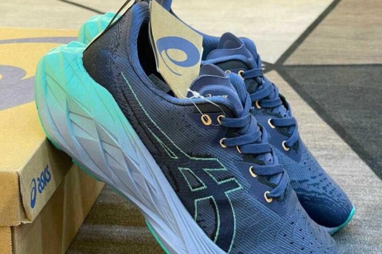 Giày Asics Novablast 4 Thunder Blue Blue Expanse Xanh Đậm