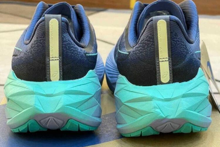 Giày Asics Novablast 4 Thunder Blue Blue Expanse Xanh Đậm