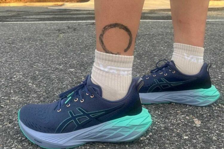 Giày Asics Novablast 4 Thunder Blue Blue Expanse Xanh Đậm