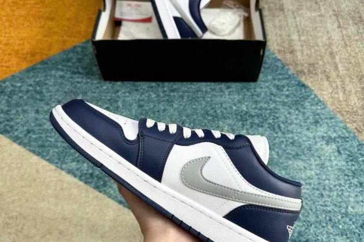 Giày Jordan 1 Low Midnight Navy Màu Trắng Xanh Navy
