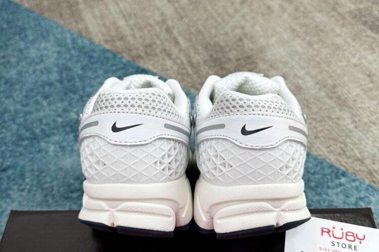 Giày Nike Vomero 5 Photon Dust Metallic Silver Màu Bạc
