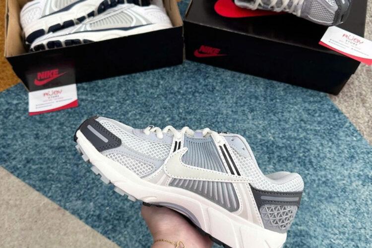 Giày Nike Vomero 5 Platinum White Grey Silver Trắng Xám Bạc