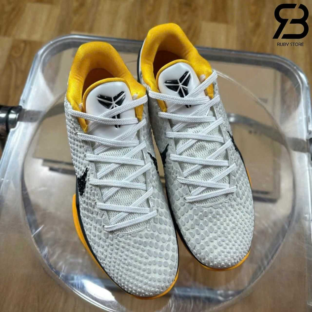Giày Nike Zoom Kobe 6 Protro Pop Playoff Back White Del Sol Xám Vàng