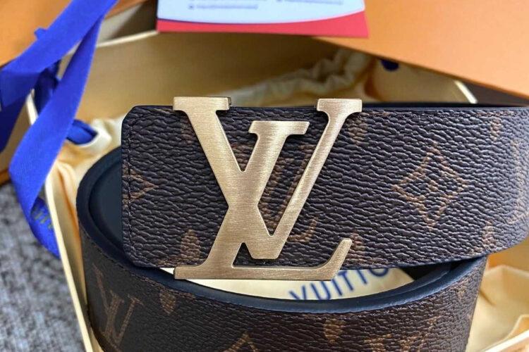 thắt lưng LV Initiales 40MM Reversible Belt Monogram GHW