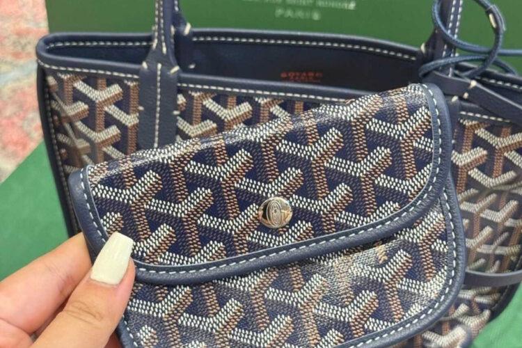 Túi Goyard Anjou Mini Reversible Bag Goyardine and Leather Navy Blue