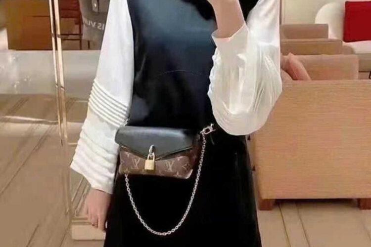 Túi LV Padlock On Strap Monogram Black Leather M80559 Nâu Đen