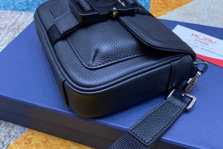 Túi Mini Dior Hit The Road Messenger Bag With Flap Black Calfskin Đen