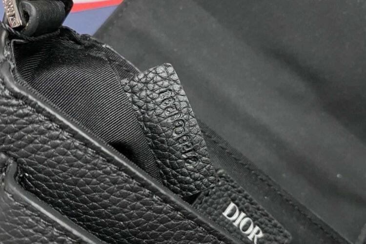 Túi Mini Dior Hit The Road Messenger Bag With Flap Black Calfskin Đen