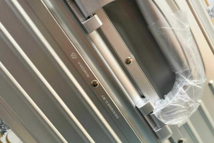 Vali Rimowa Checking M Luggage Silver Màu Bạc Like Auth