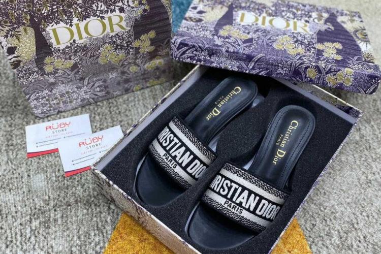 Dép Dior Dway Heeled Slide Embroidery Black Beige Màu Đen Be