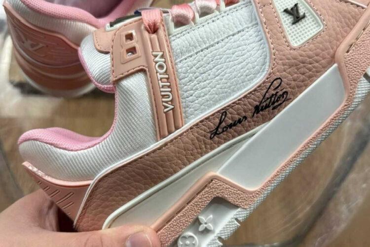 Giày LV Trainer Rose Pink White Calfskin Trắng Hồng