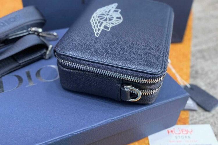 Túi Dior Air JD Zipped Around Pouch With Strap Navy Calfskin Màu Xanh
