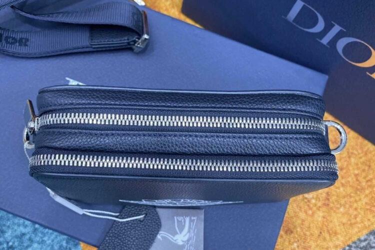 Túi Dior Air JD Zipped Around Pouch With Strap Navy Calfskin Màu Xanh