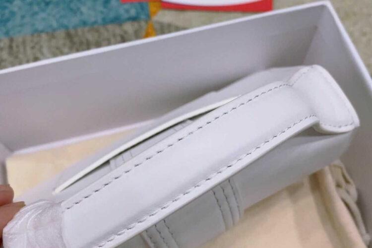 Túi Jacquemus Le Bambino White GHW size 17 màu trắng