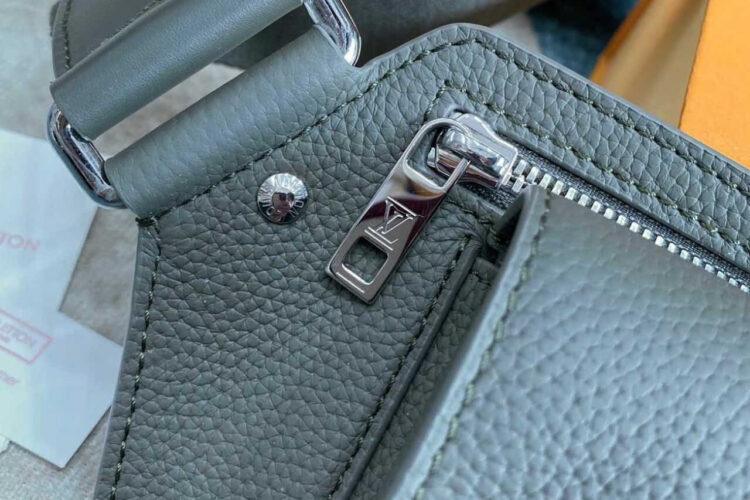 Túi LV Aerogram Takeoff Sling Bag M21364 Khaki Màu Xanh Rêu