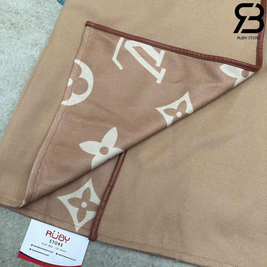 Áo Khoác LV Double Face Hooded Wrap Coat Giant Monogram