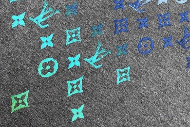 Áo LV Sweater Grey Multicolor Monogram Màu Xám