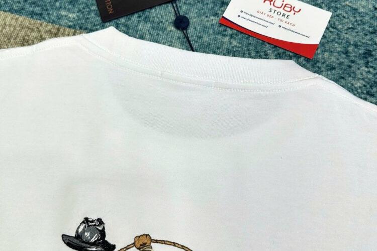 Áo Thun LV Graphic Embroidered Cowboy Cotton T-Shirt Milky White Trắng