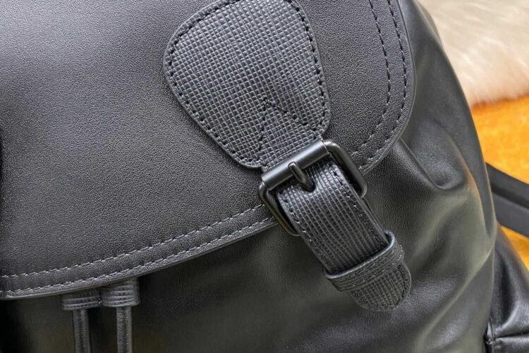 Ba Lô Burberry Classic Black Leather Backpack Màu đen 42CM