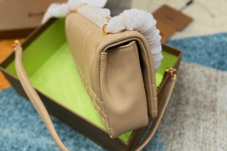 Túi Burberry Lola Small Quilted Mapple Beige Màu Be