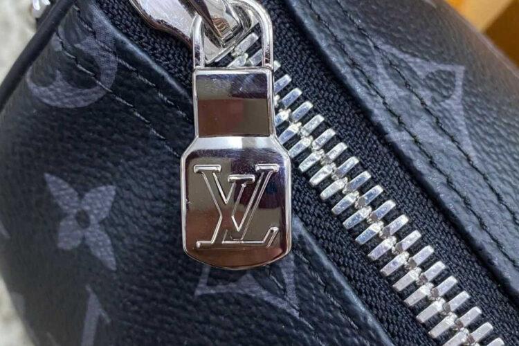 Túi LV Keepall Bandoulière 25 M46271 Monogram Eclipse Xám