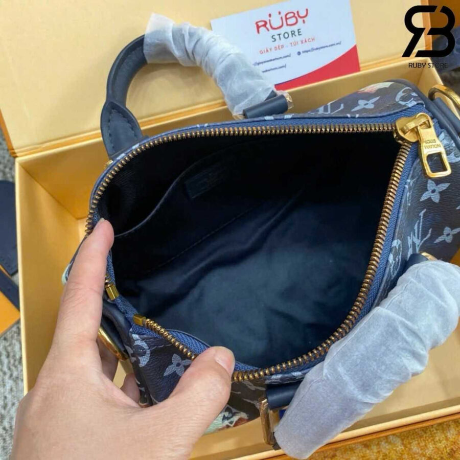 Túi LV Keepall Bandoulière 25 M46804 Monogram Bleach
