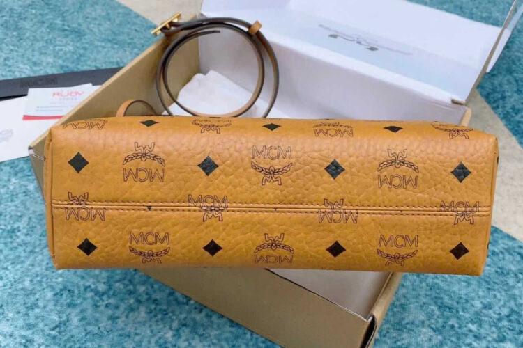 Túi MCM Aren Hobo Bag In Visetos Cognac Màu Nâu