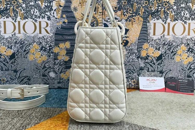 Túi Medium Lady Dior Latte Lambskin GHW Size 24 Màu Kem