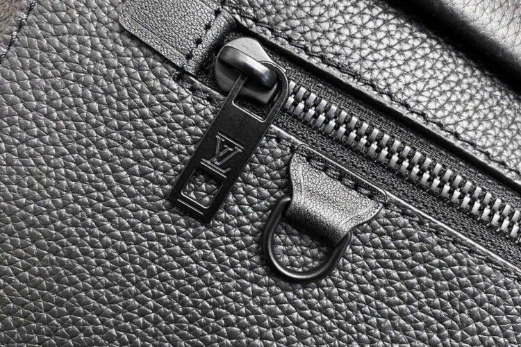 ba lô LV Fastline Aerogram Backpack Black Leather 40CM