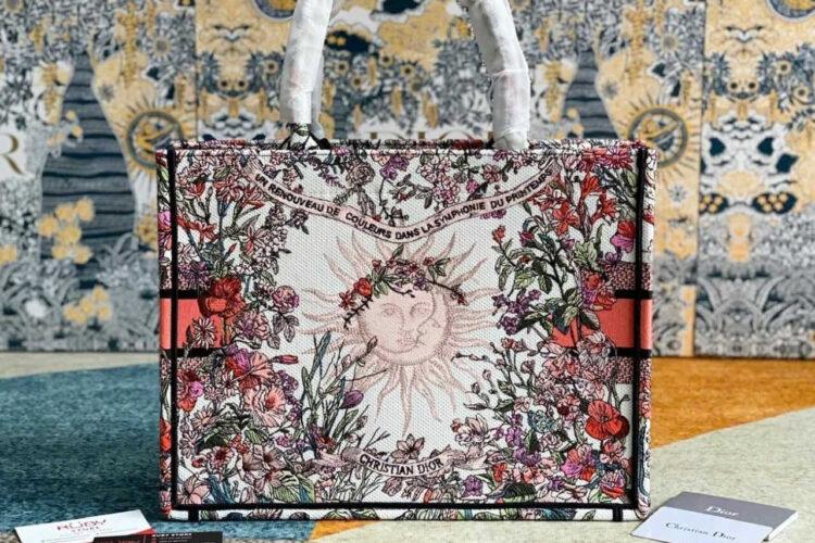 túi Dior Book Tote Medium Ecru Multicolor 4 Seasons Spring