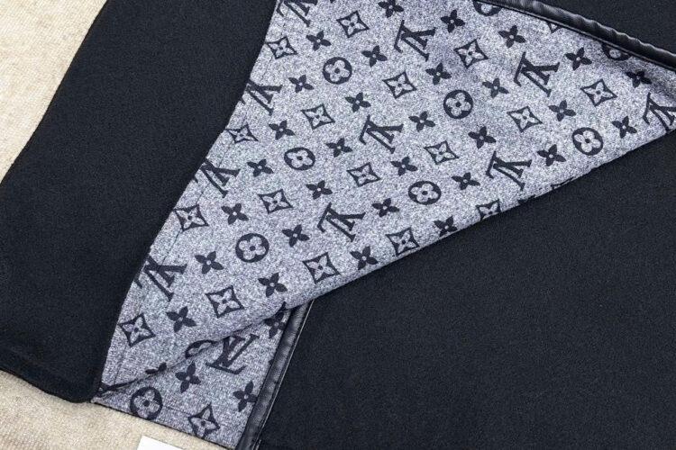 Áo Khoác LV Signature Short Hooded Wrap Coat Monogram Màu đen