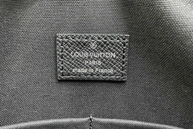 Ba Lô LV Adrian Backpack Black Taiga M30857 Đen