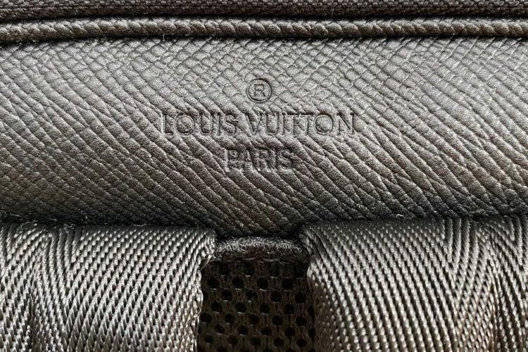 Ba Lô LV Avenue Backpack Black Taiga đen
