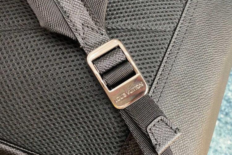 Ba Lô LV Avenue Backpack Black Taiga đen