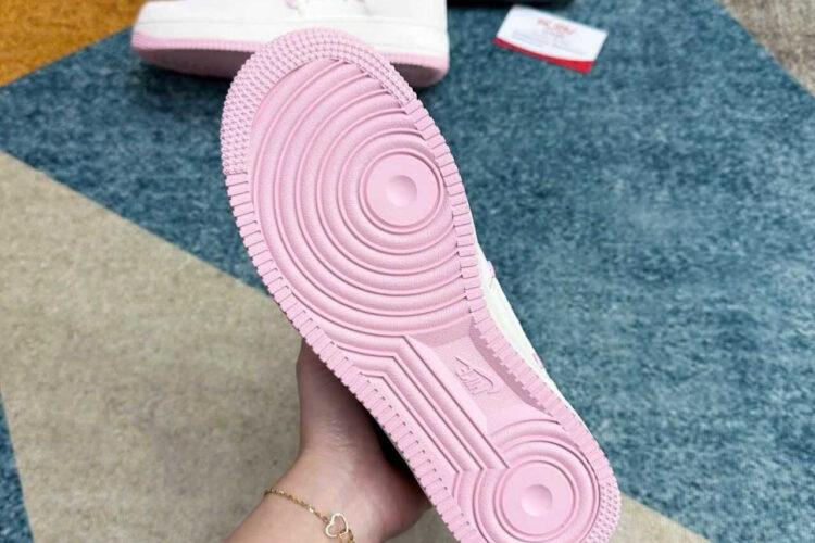 Giày Air Force 1 07 LX Valentine Day 2025 Pink Heart Xám Trắng Hồng
