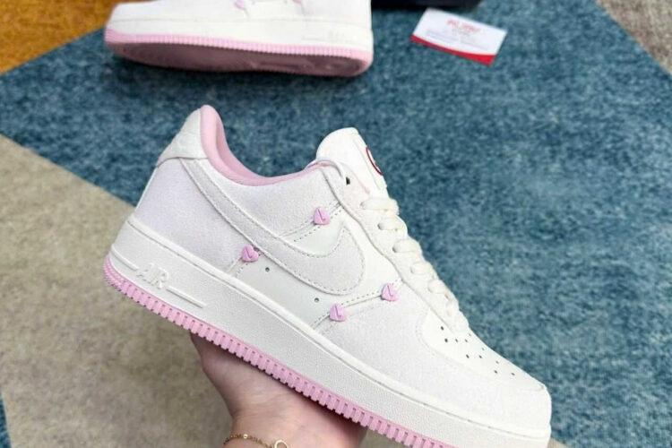 Giày Air Force 1 07 LX Valentine Day 2025 Pink Heart Xám Trắng Hồng