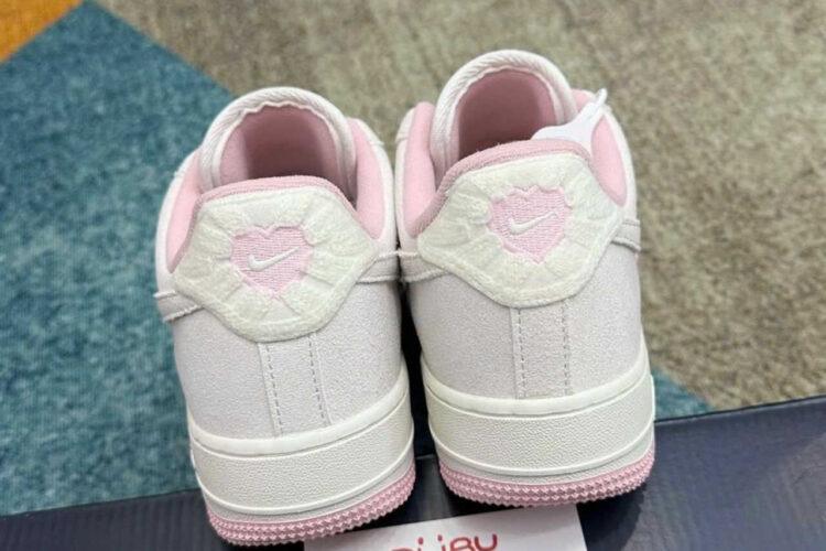 Giày Air Force 1 07 LX Valentine Day 2025 Pink Heart Xám Trắng Hồng