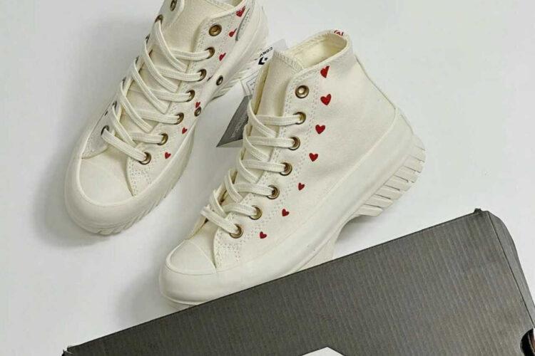 Giày Converse Chuck Taylor All Star Lugged 2.0 Flatform Hearts
