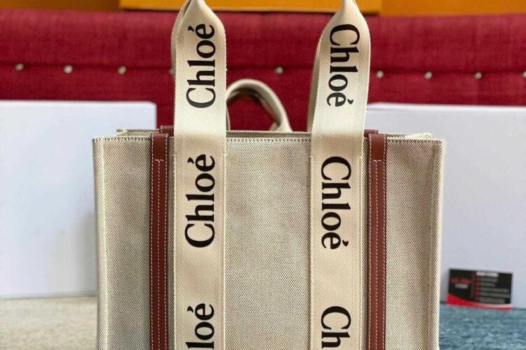 Túi Chloé Medium Woody Tote Bag Màu Kem Nâu