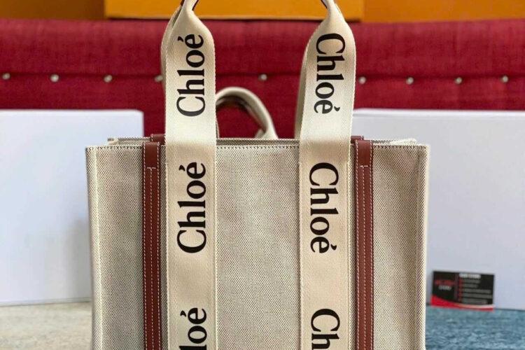 Túi Chloé Medium Woody Tote Bag Màu Kem Nâu