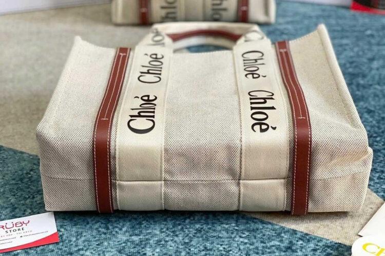 Túi Chloé Medium Woody Tote Bag Màu Kem Nâu