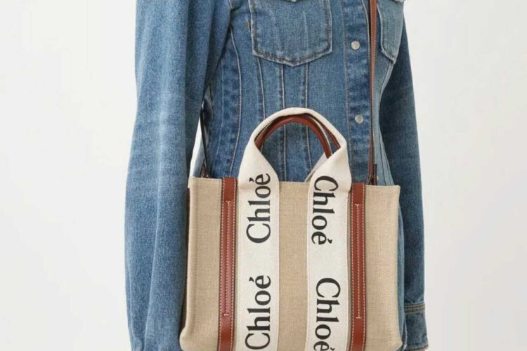 Túi Chloé Small Woody Tote Bag Màu Kem Nâu