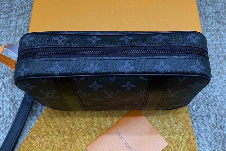 Túi LV Pochette Kasai M82076 Monogram Eclipse đen