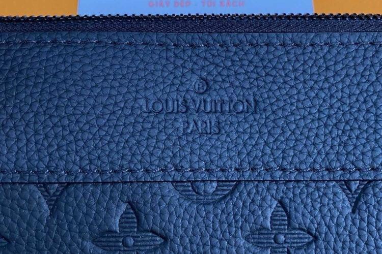 Túi LV Pochette Voyage Souple M82545 Monogram Shadow Đen