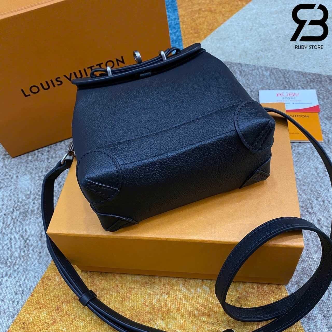 Túi LV Steamer 15 M11637 Black Calfskin Màu đen