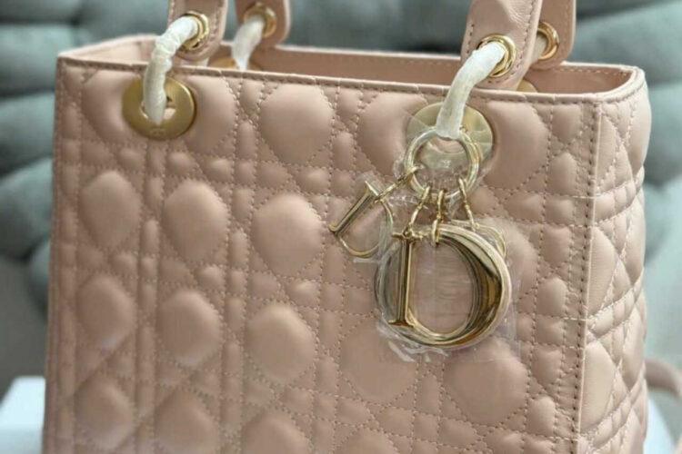 Túi Medium Lady Dior Powder Pink Lambskin GHW Size 24 hồng