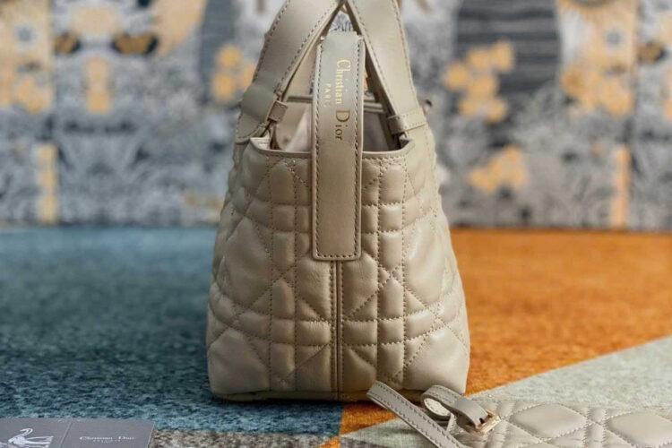 Túi SMALL DIOR TOUJOUR BAG BEIGE CALFSKIN màu be