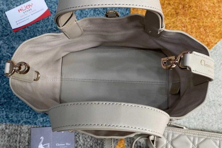 Túi SMALL DIOR TOUJOUR BAG BEIGE CALFSKIN màu be