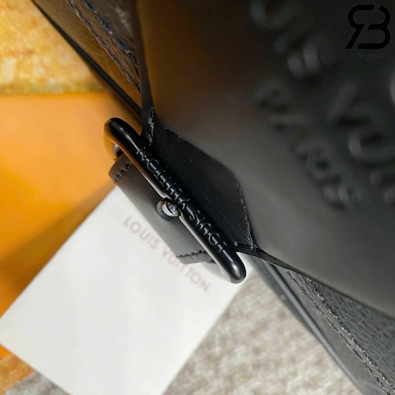 túi LV Montsouris Messenger M46685 Monogram Eclipse